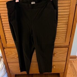 Chico’s Black Bridgette Cropped Pants Size 3.5 (18)